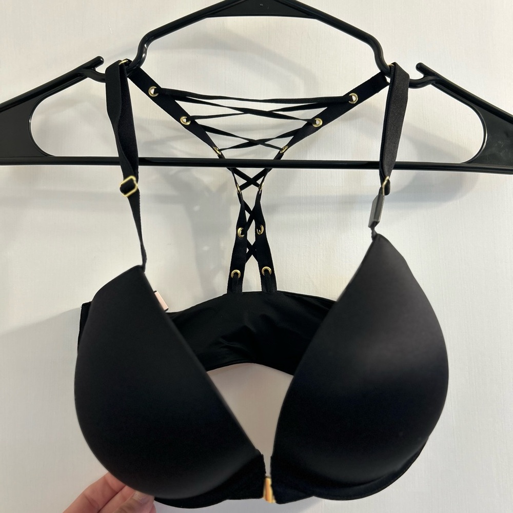 Victorias Secret front close push up lace up racerback bra